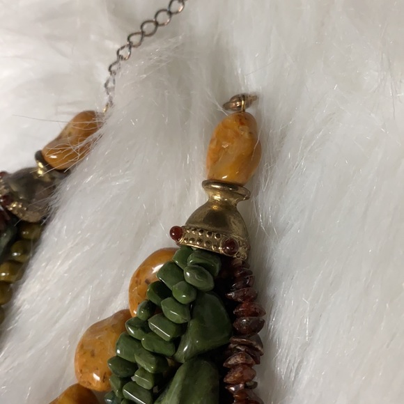 Gorgeous Beaded Necklace - Picture 6 of 7